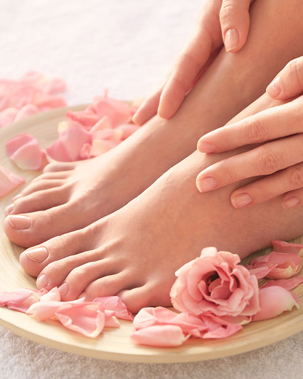 (516)-371-4980--HAPPY-COLOR-NAILS--mani_pedi